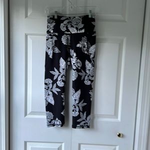 Old Navy Active Elevate Legging